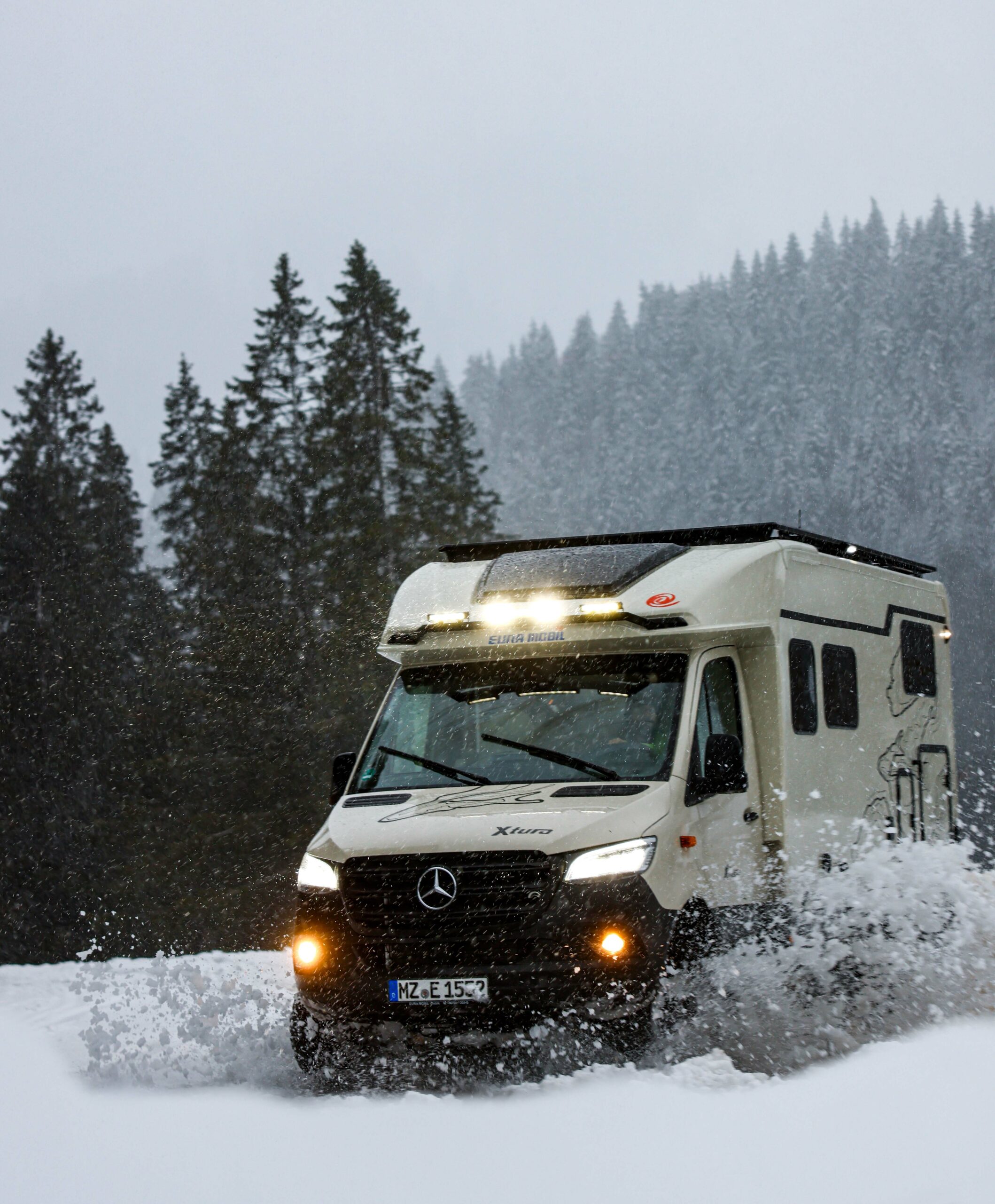 Eura Mobil Xtura 4 x 4 